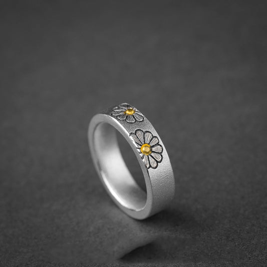 Vintage Daisy Ring
