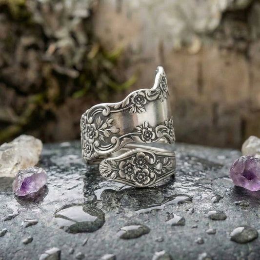 Vintage Floral Engraved Ring