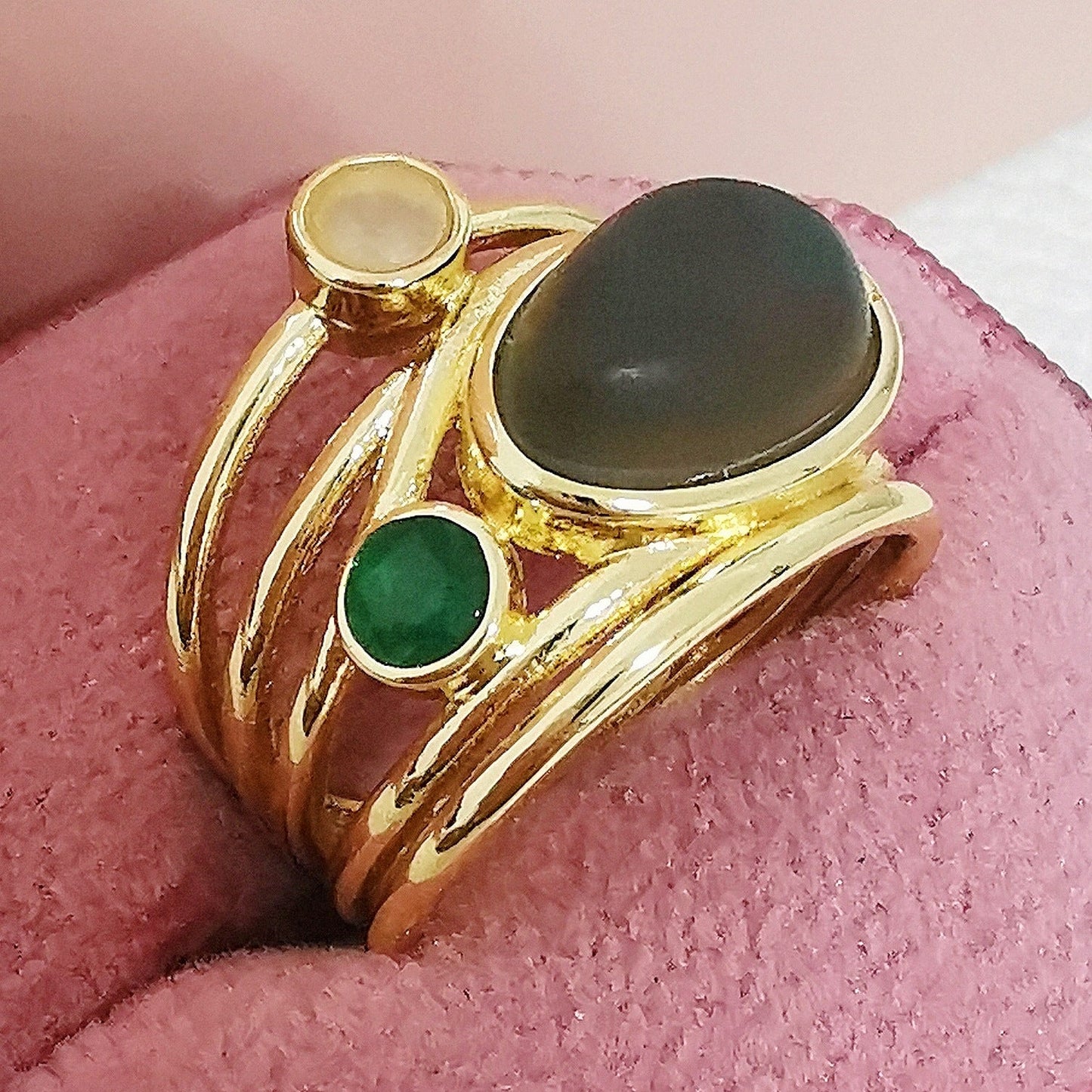 Vintage Gemstone Ring