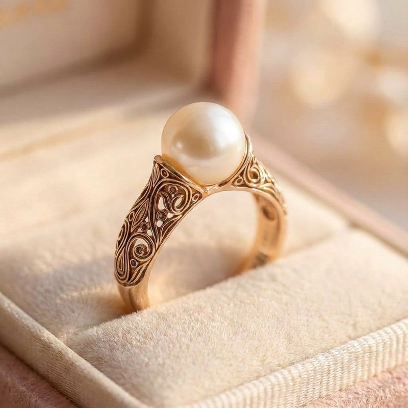 Vintage Gold Pearl Ring