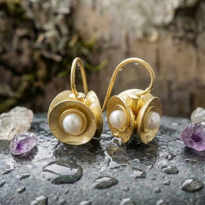 Vintage Golden Inlaid Pearl Blossom Earrings
