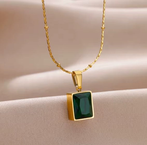 Vintage Green Cubic Zirconic Square