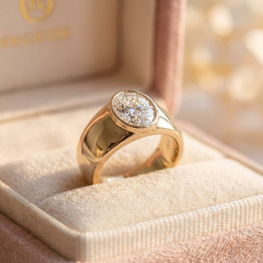 Vintage Inlaid Round Glass Gold Ring