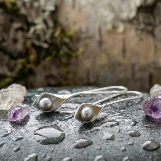 Vintage Leaf & Pearl Earrings