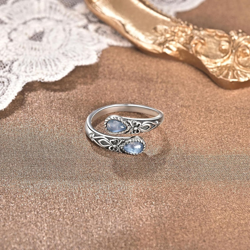 Vintage Moonstone Ring