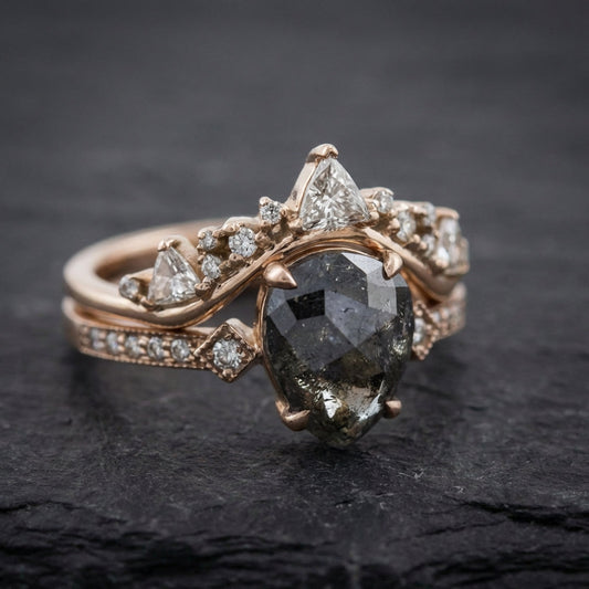 Vintage Nature Stone Gold & Silver Ring
