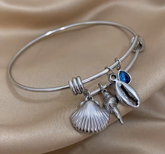 Vintage Shell Charm Adjustable Silver