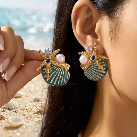Vintage Shell Pearl Earrings