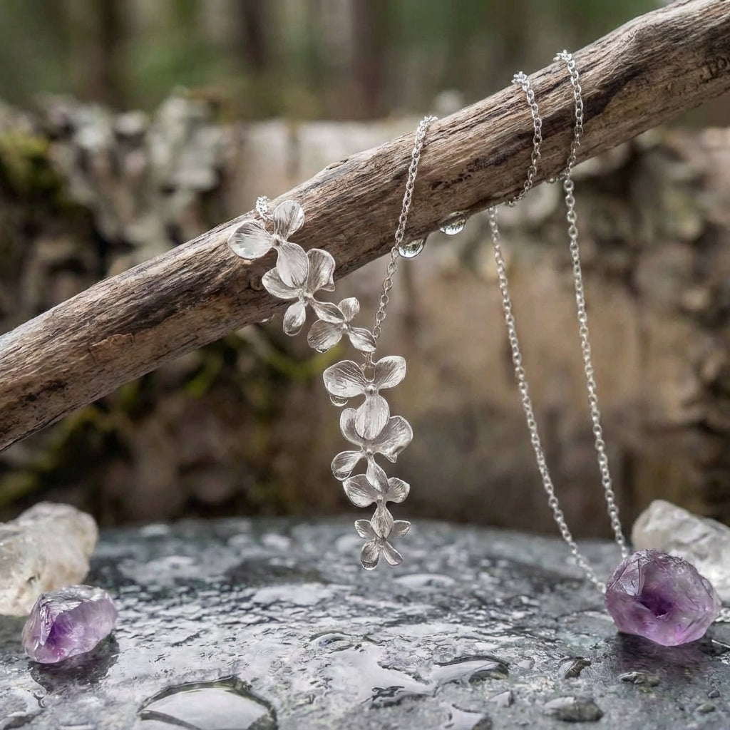 Vintage Silver Flower Necklace