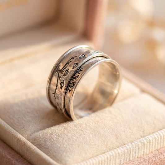 Vintage Spinner Tree Ring