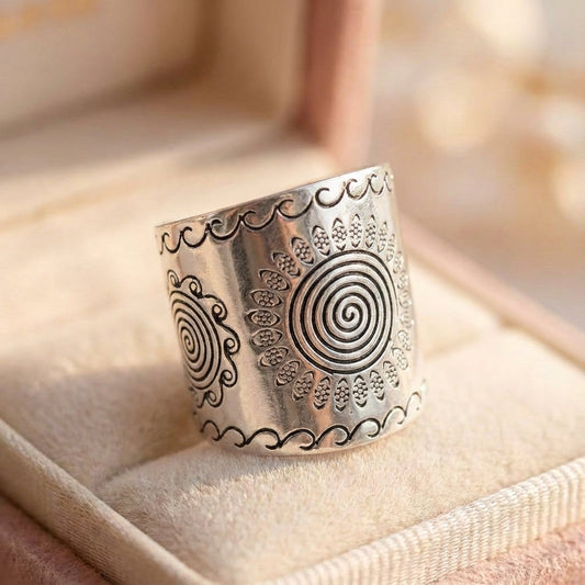 Vintage Spiral Silver Ring