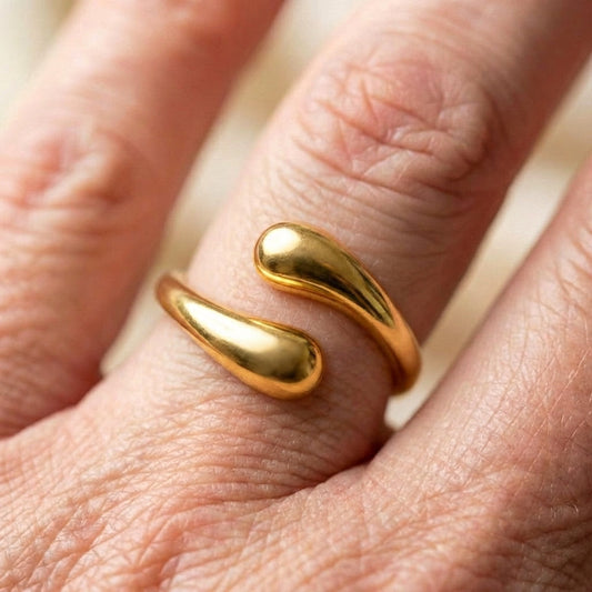 Vintage Waterdrop Knuckle Gold Ring