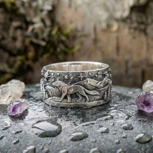 Vintage Wolf Ring