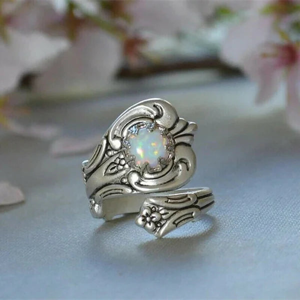 Classic Ring With Timeless Appeal