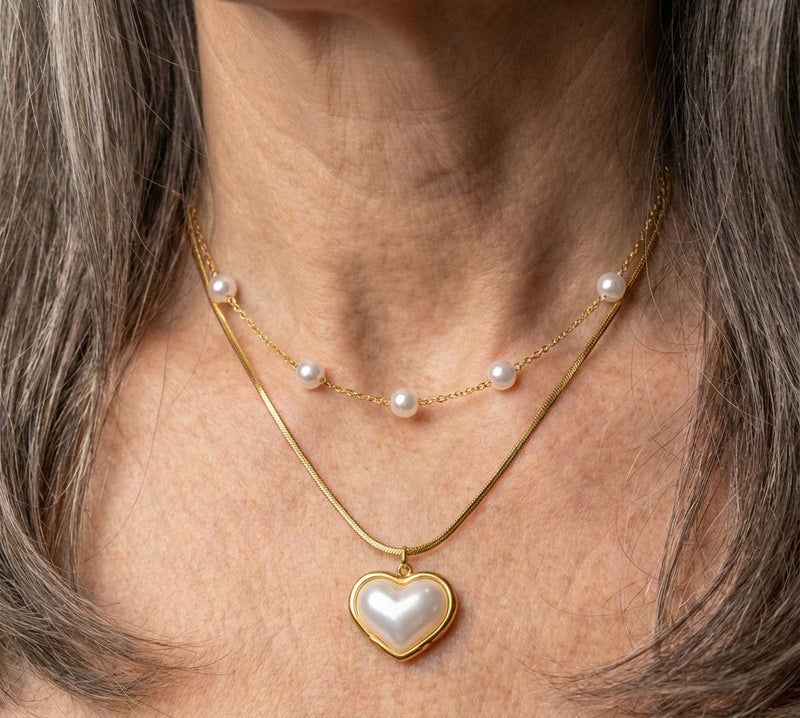 White Pearl Heart Gold Necklace