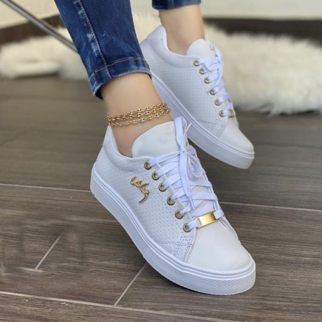 CD | Adidași generali relaxați și eleganți