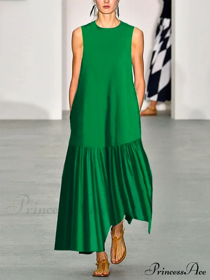 GREEN