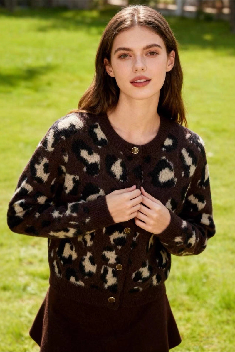 Timeless Vintage Style Top