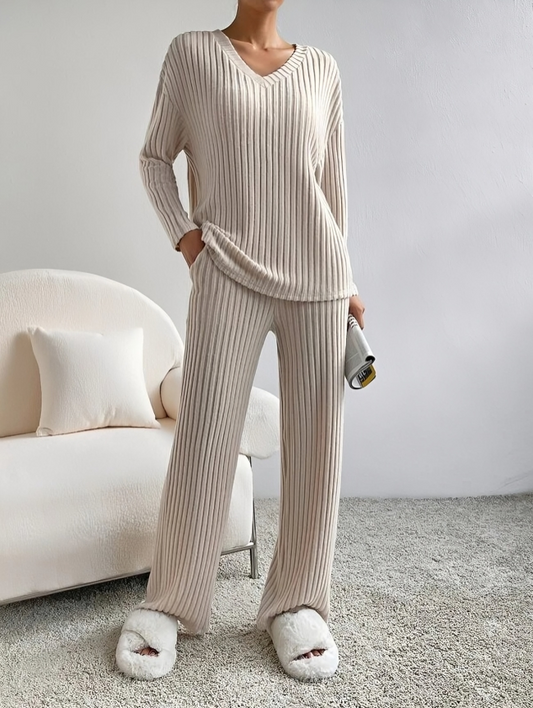 CD | Pulover confortabil cu mânecă lungă, cu decolteu V și set de pantaloni pentru femei