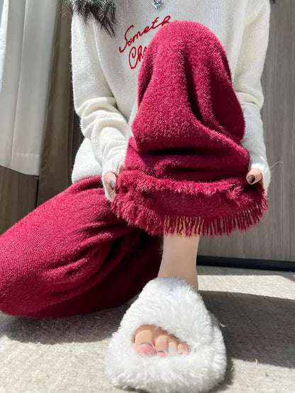 Effortlessly Elegant Pants with a Timeless Design