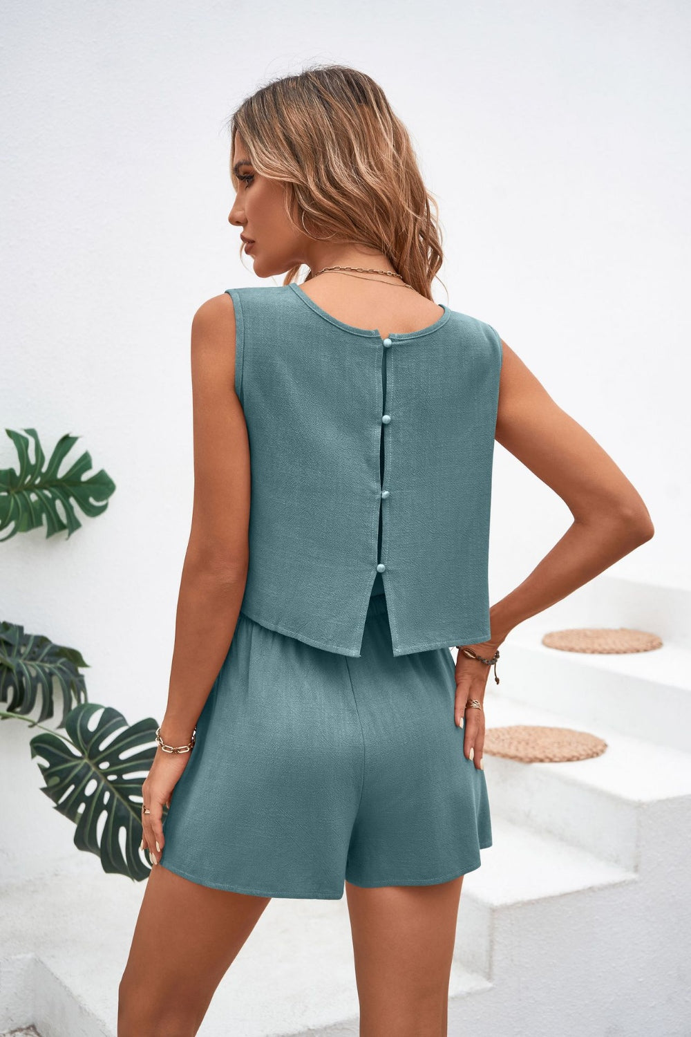 CD | Tricou cu gât rotund și pantaloni scurți cu cordon