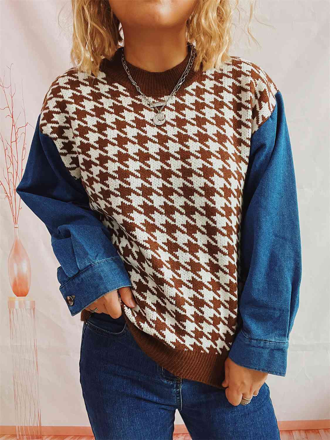 CD | Pulover la modă și minimalist