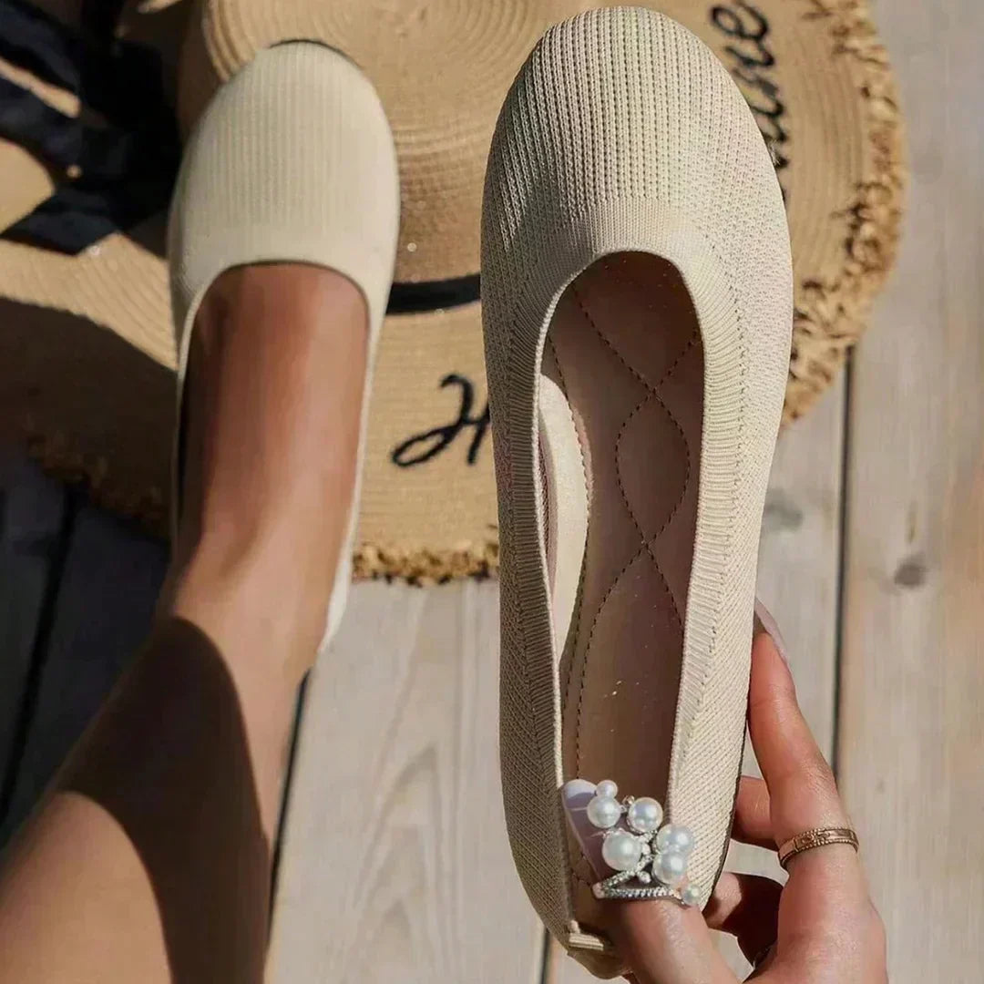 CD | Cap rotund Femei Flats