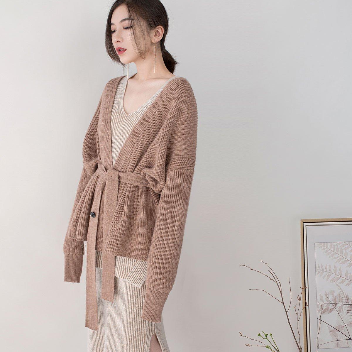 Boutique Brown Winter Sweater Loose Fitting V Neck Knitted Blouses Fine Tie Waist Sweaters