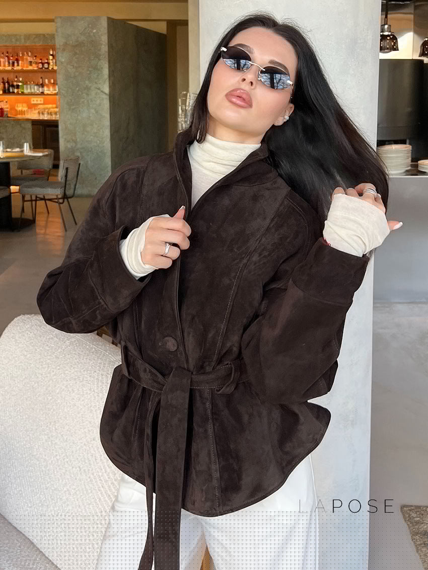 Elegantly Styled Jacket for Everyday Wear