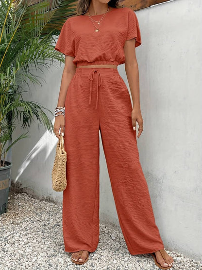 CD | Tricou chic cu top și pantaloni cu talie înaltă pentru femei