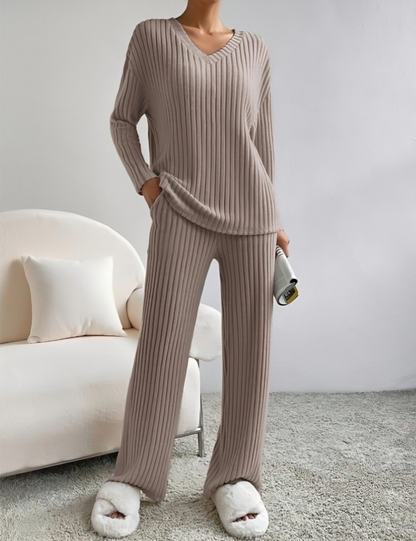 CD | Pulover confortabil cu mânecă lungă, cu decolteu V și set de pantaloni pentru femei