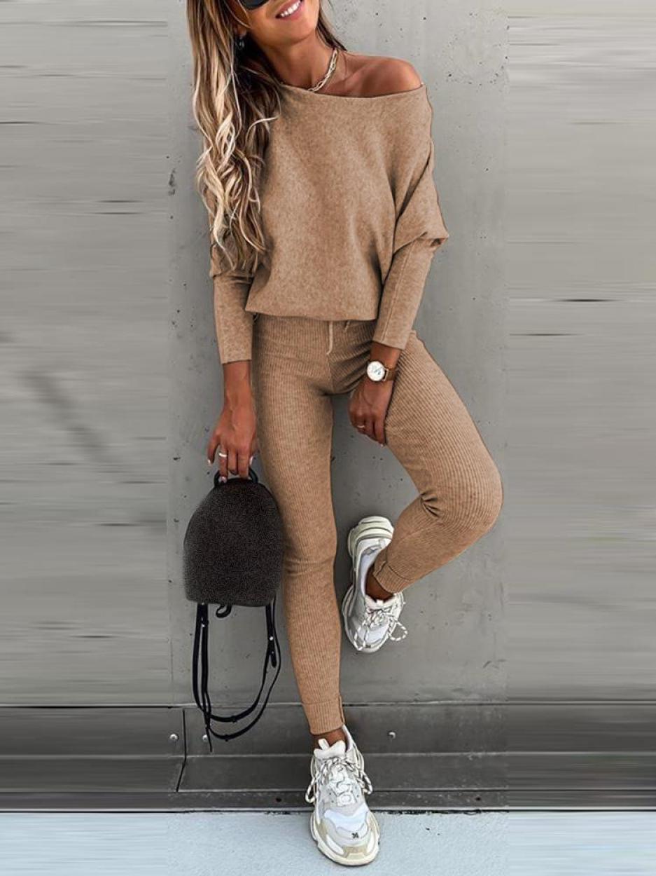CD | Pulovere și pantaloni skinny pentru femei