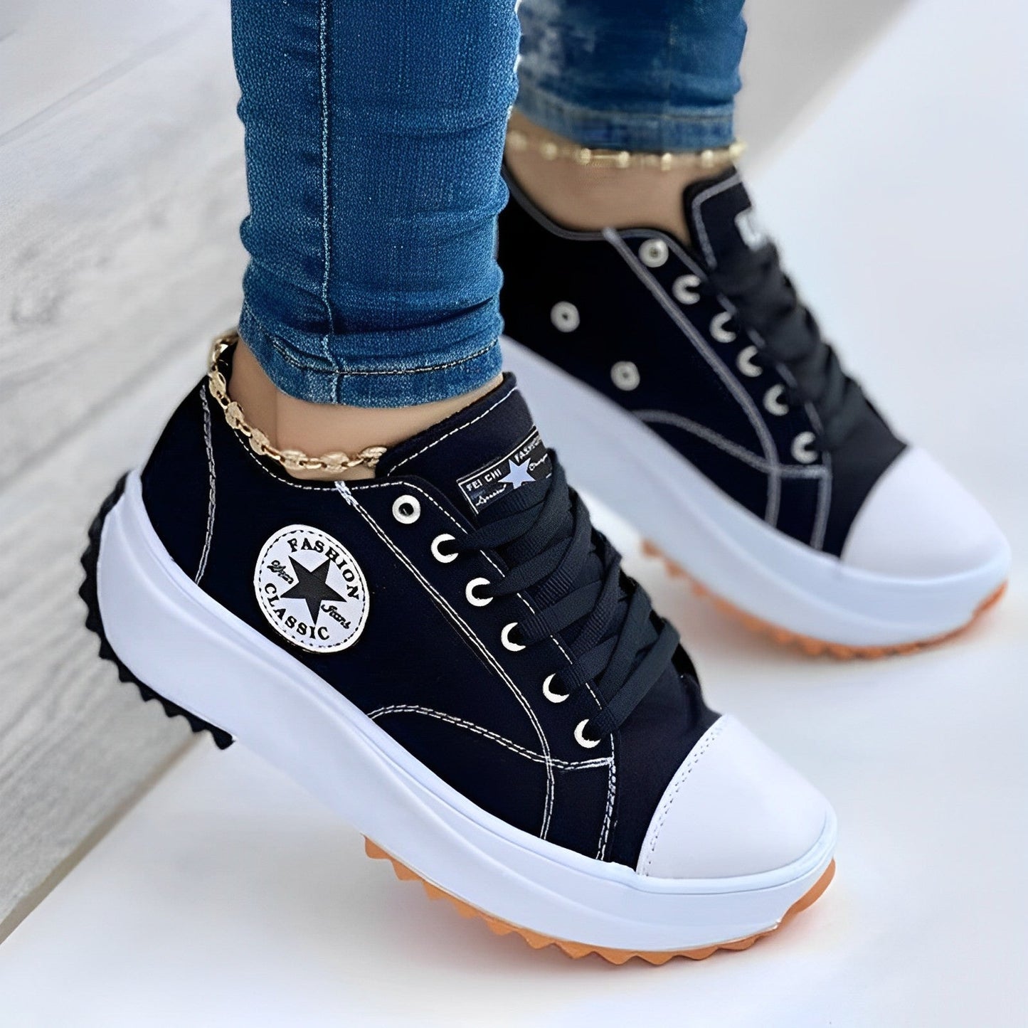 CD | Adidași slim și cool