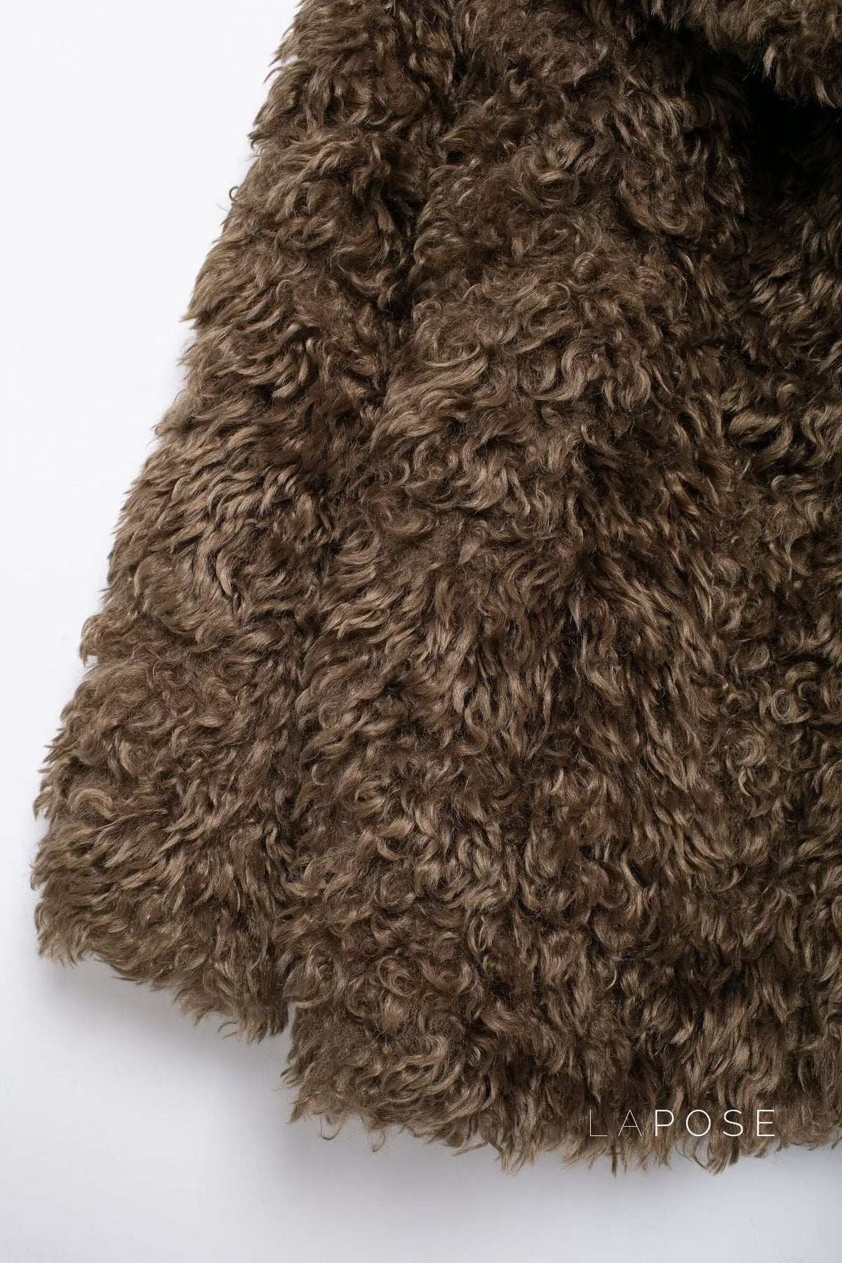 Elegantly Styled Coat for Everyday Wear