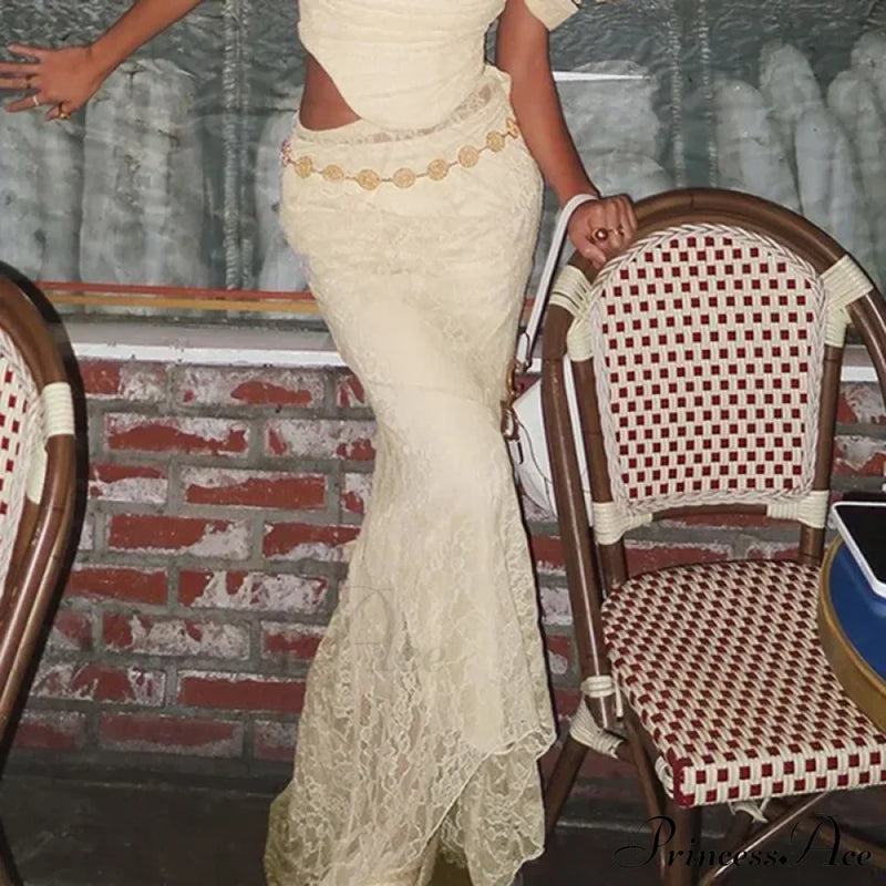 Timeless Vintage Style Garment