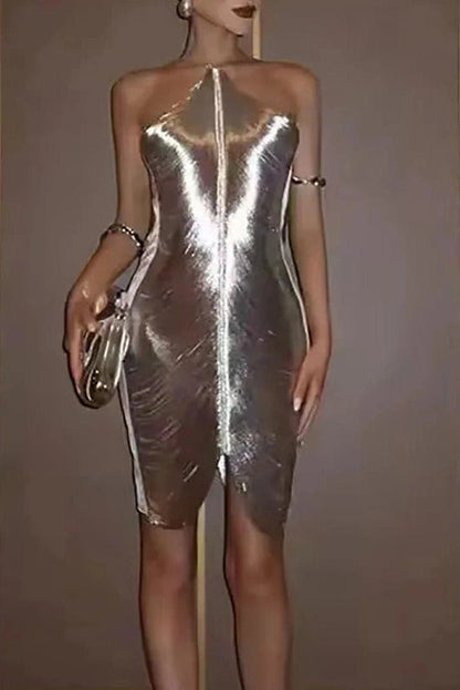 Effortlessly Elegant Dress with a Timeless Design