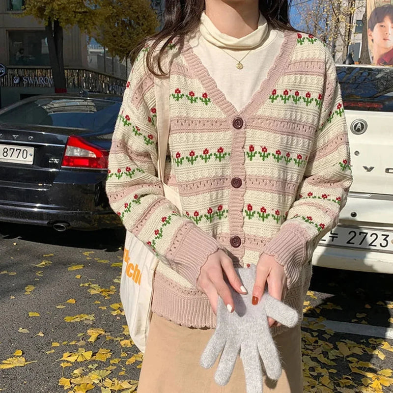 Elegantly Designed Cardigan