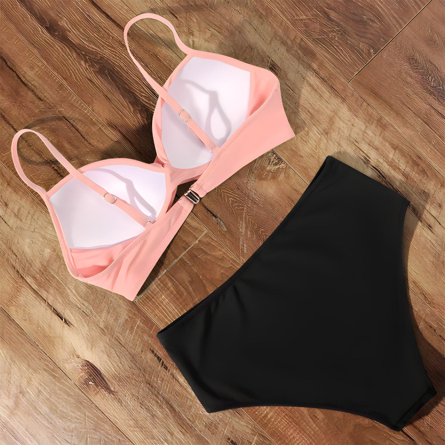 CD | Bikini cu talie înaltă și top cu răsucire în față