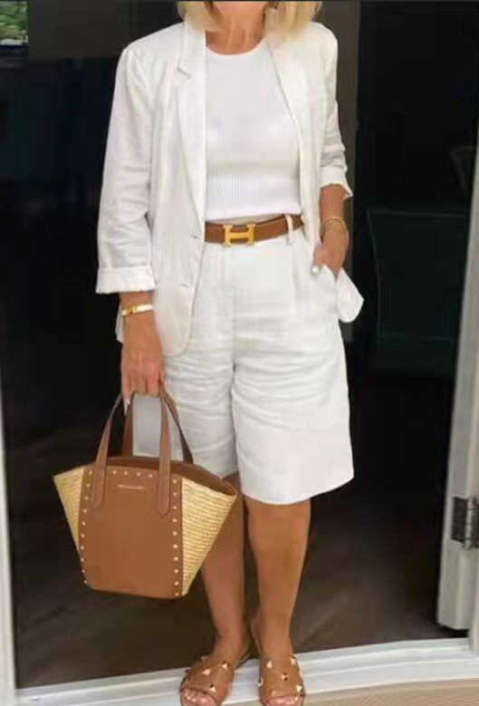 CD | Set elegant de pantaloni scurți din in și blazer pentru femei