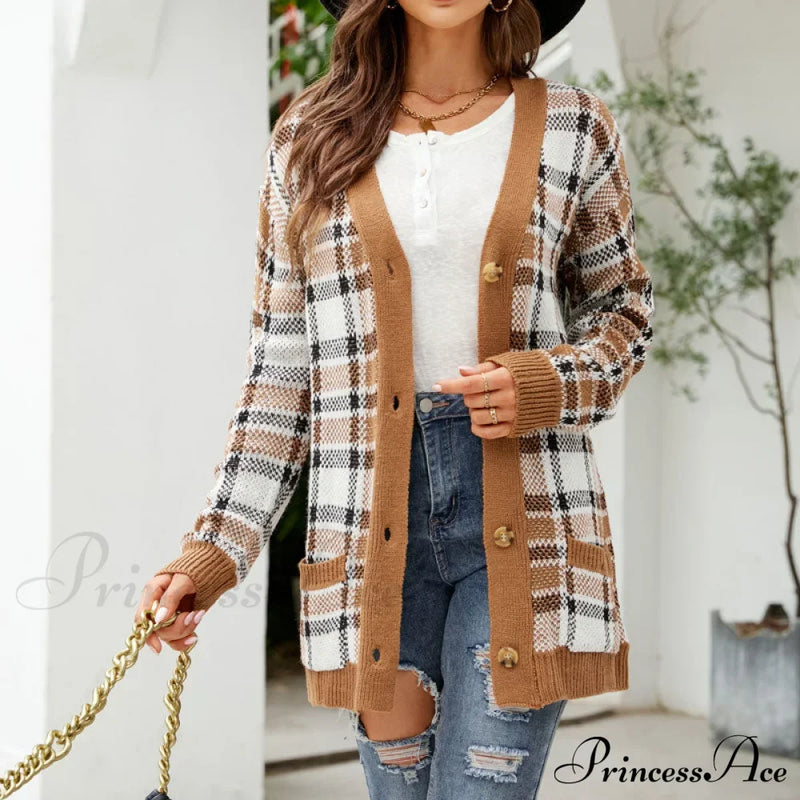 Elegantly Designed Cardigan