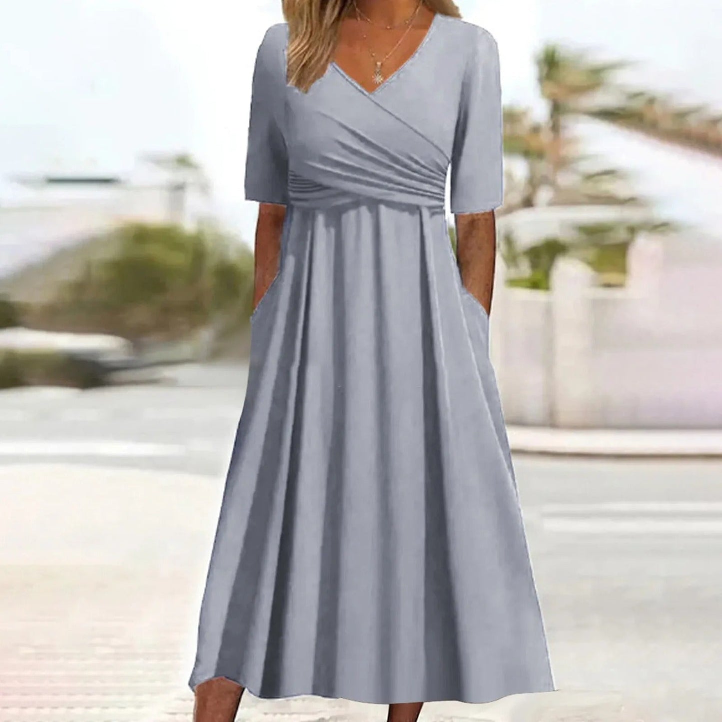 CD | Rochie maxi cu decolteu în V