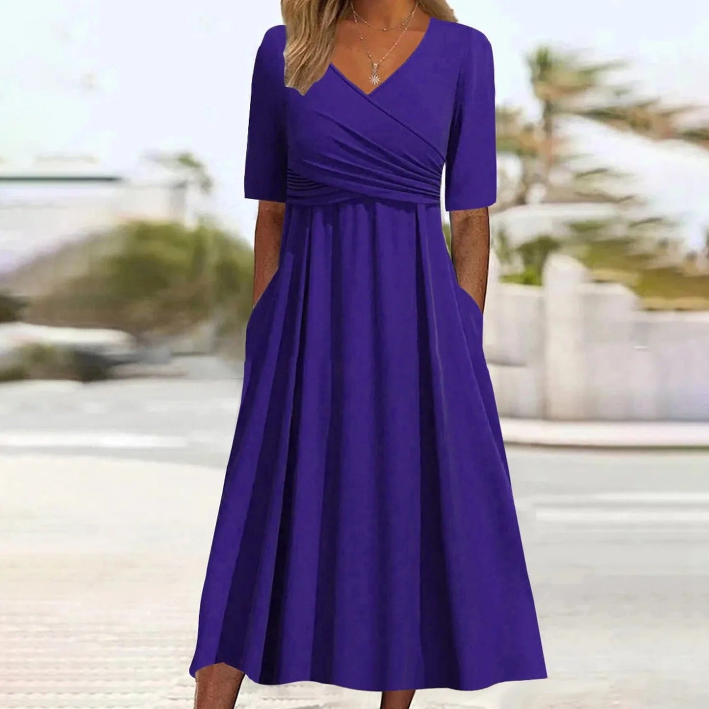 CD | Rochie maxi cu decolteu în V