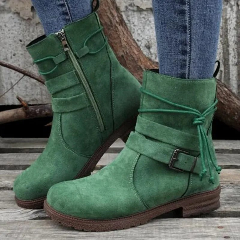 CD | Botine vintage cu catarame