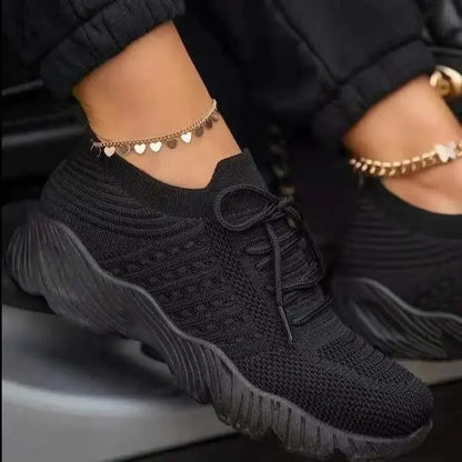 CD | Pantofi sport eleganți, moderni, cu toc