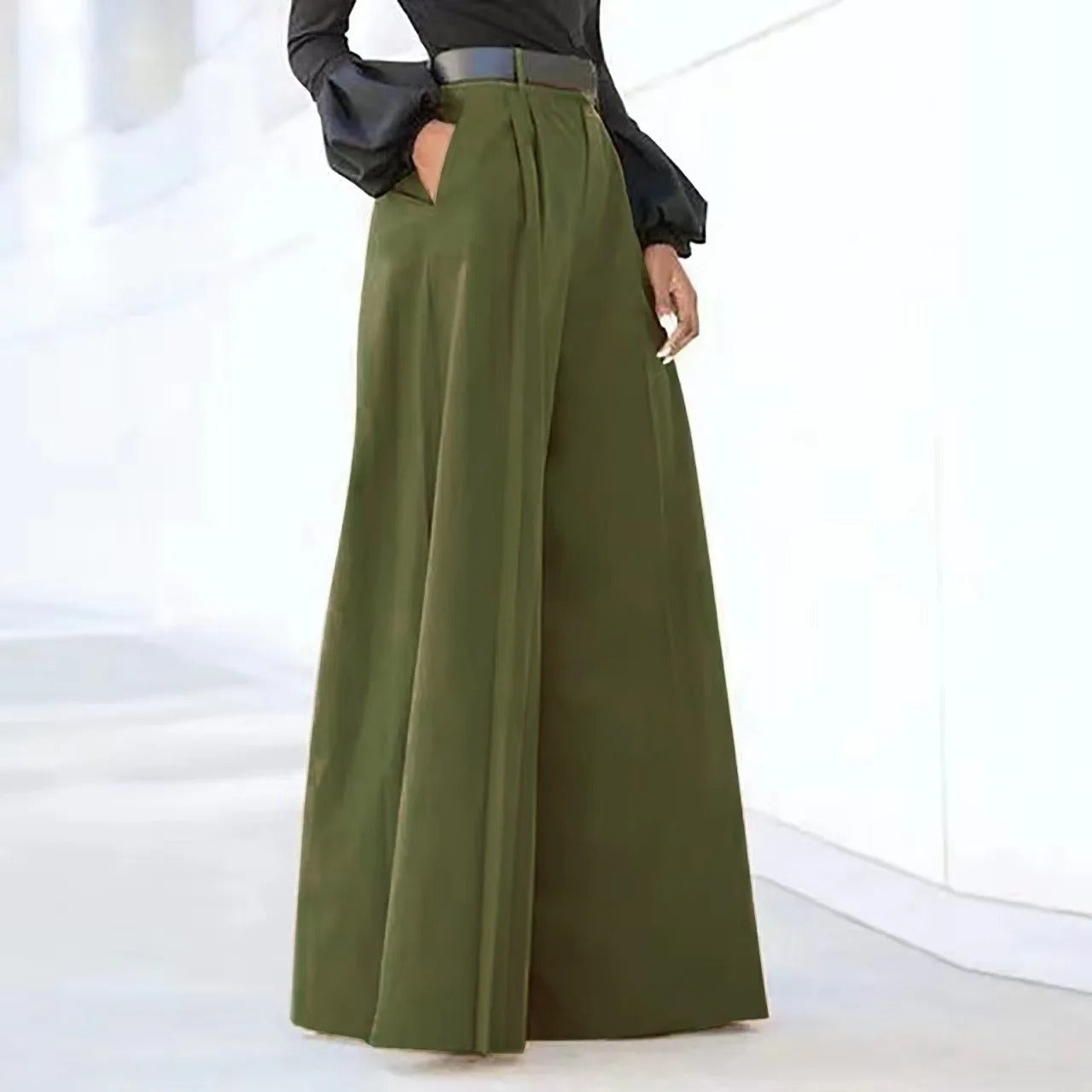 CD | Pantaloni de damă cu croială largă