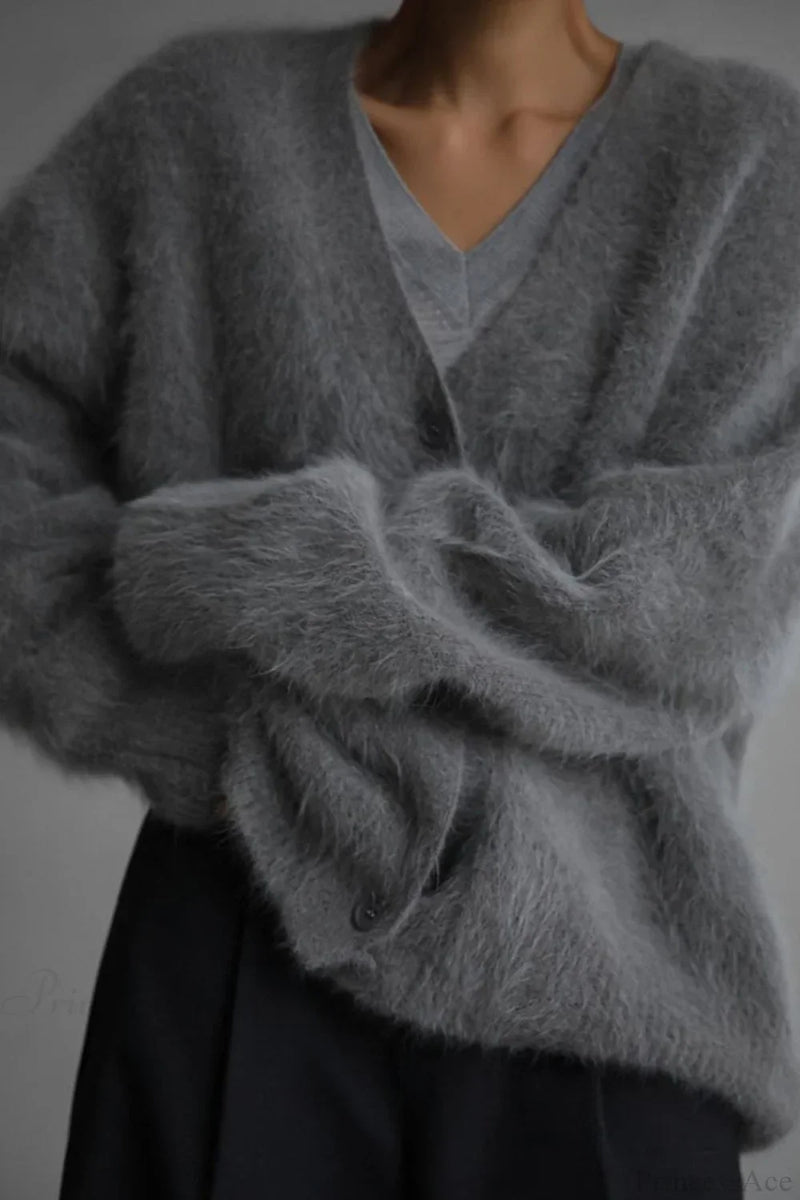 Elegantly Designed Cardigan