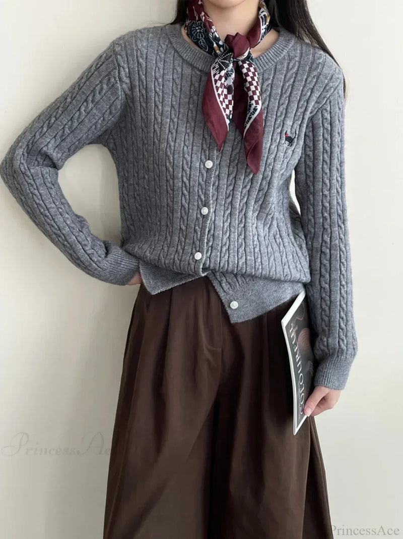 Timeless Vintage Style Cardigan