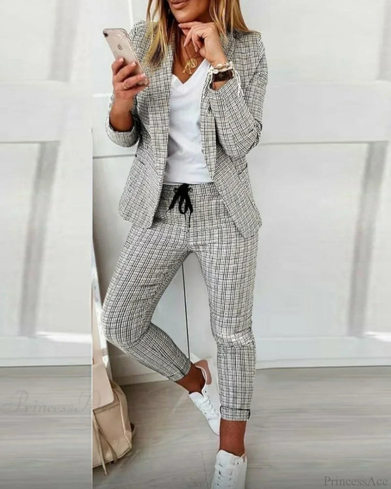 Timeless Vintage Style Garment