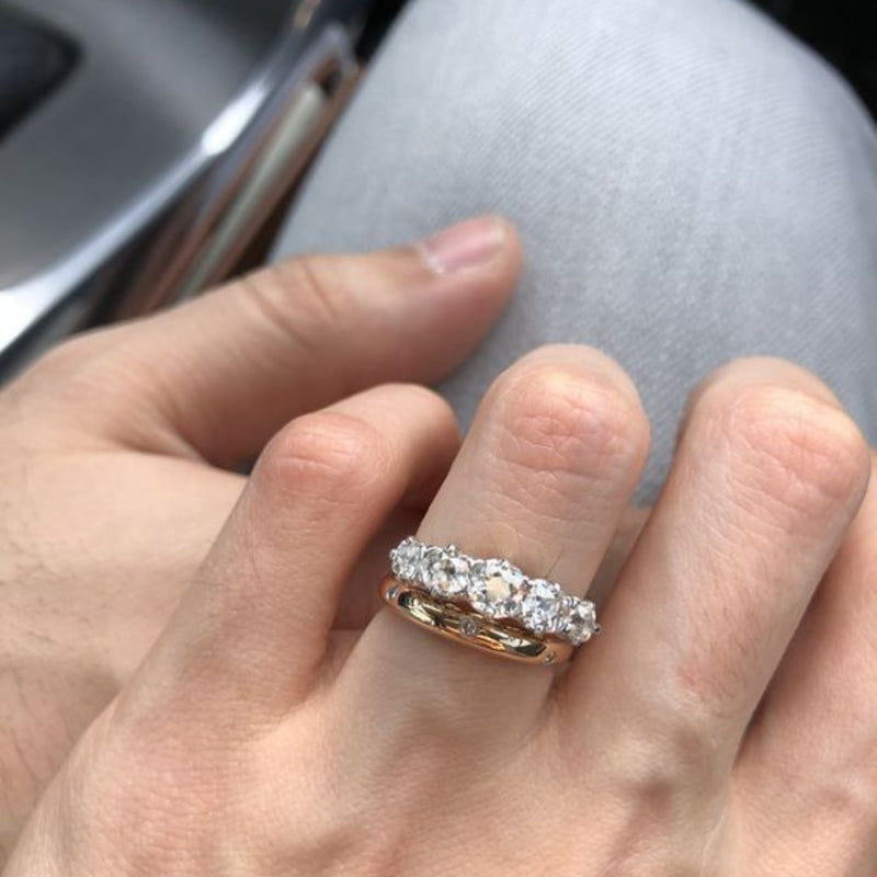 Bright Exquisite Gold Ring