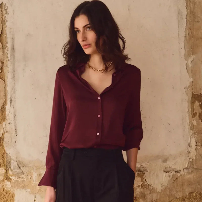 Timeless Vintage Style Blouse